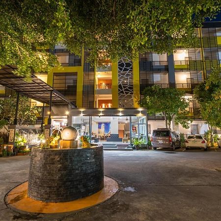 S.B.Living Place Phuket Exterior photo
