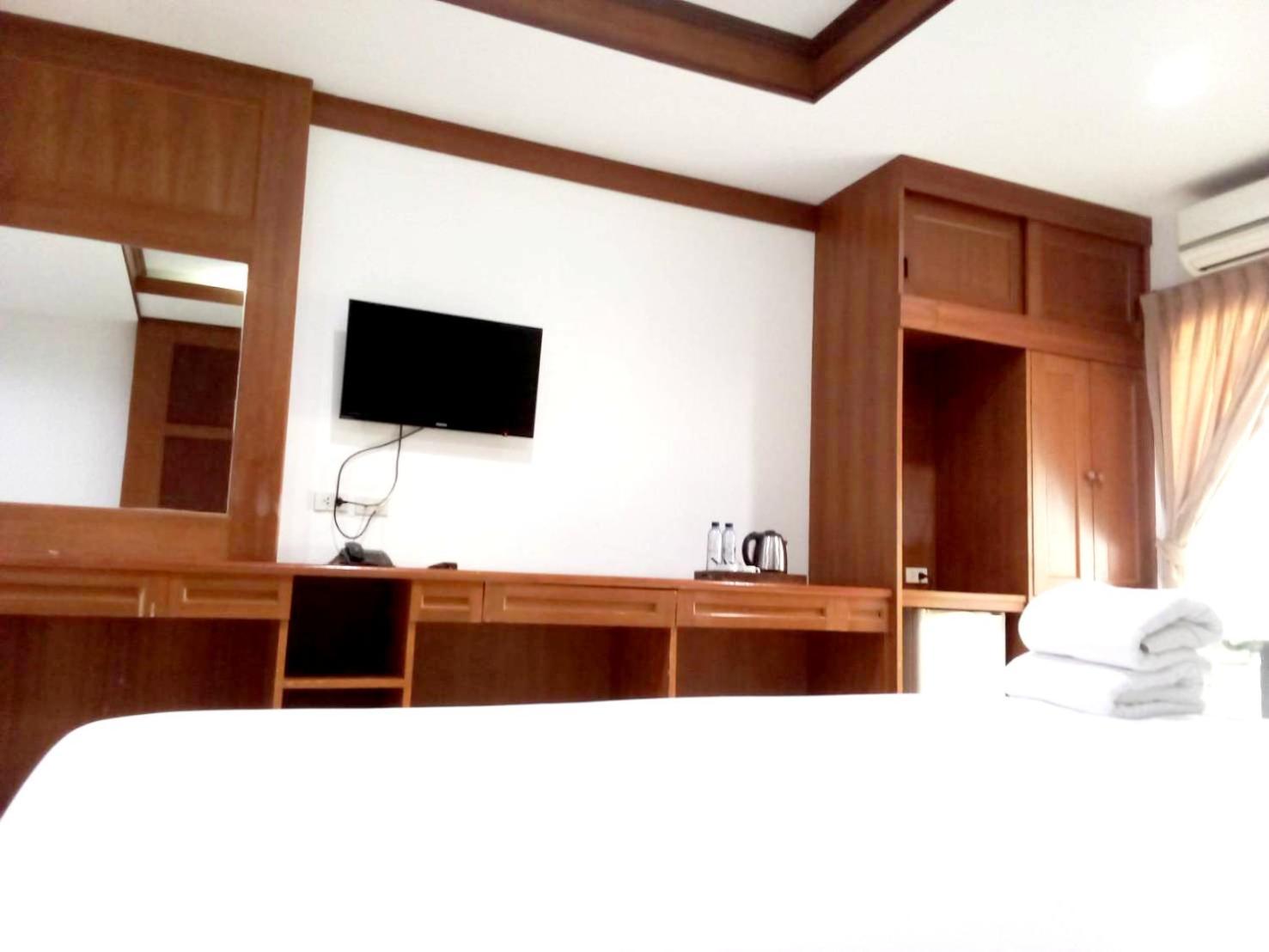 S.B.Living Place Phuket Exterior photo